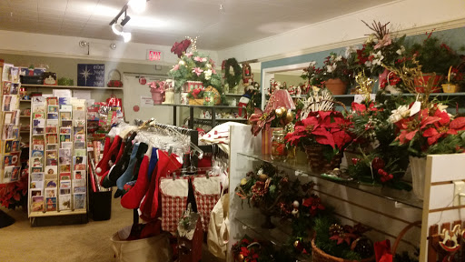 Thrift Store «Re-Uzit Shop of New Holland», reviews and photos, 707 W Main St, New Holland, PA 17557, USA