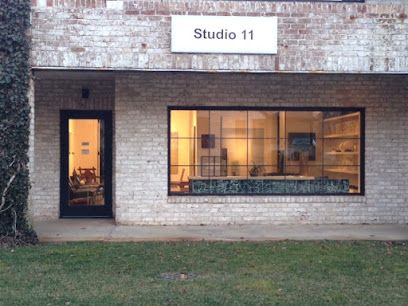 Studio 11 / Hamptons Art Gallery