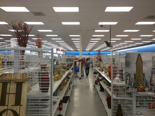 Clothing Store «Ross Dress for Less», reviews and photos, 170 E Stacy Rd, Allen, TX 75002, USA