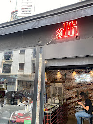 Photo n°31 de Alfi - Paris 16 à Paris ()