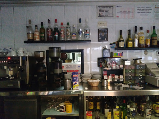 Información y opiniones sobre Bar Restaurant L'empordà de Parets Del Vallés