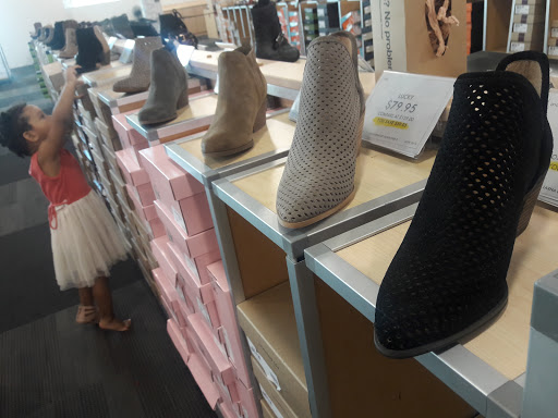 Shoe Store «DSW Designer Shoe Warehouse», reviews and photos, 801 W 15th St, Plano, TX 75075, USA