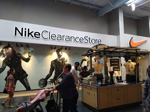 Clothing Store «Nike Factory Store», reviews and photos, 2700 Potomac Mills Cir #511, Woodbridge, VA 22192, USA