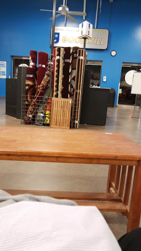 Thrift Store «7th St & Thunderbird Goodwill Retail Store & Donation Center», reviews and photos, 13236 N 7th St, Phoenix, AZ 85022, USA