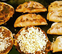 La Jalisquilla Tacos de birria dorados photo