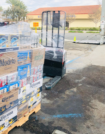 Liquor Store «2 AM Liquor», reviews and photos, 16904 Parthenia St, Northridge, CA 91343, USA