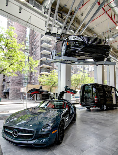 Mercedes Benz Dealer «Mercedes-Benz Manhattan», reviews and photos, 770 11th Ave, New York, NY 10019, USA