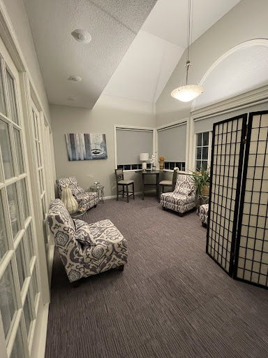 Beauty Salon «Headliners Salon and Spa», reviews and photos, 359 Merrow Rd, Tolland, CT 06084, USA