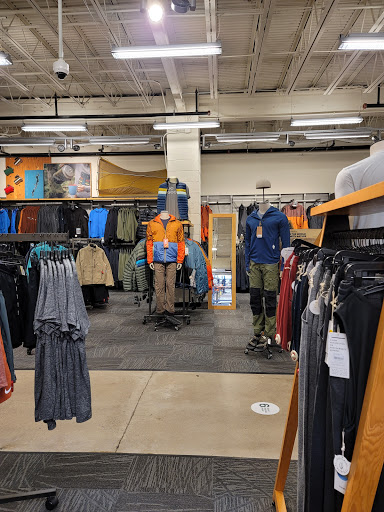 Camping Store «REI», reviews and photos, 8209 Watson St, McLean, VA 22102, USA