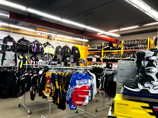 Motorcycle Parts Store «Cycle Gear», reviews and photos, 2052 Lincoln Hwy, Edison, NJ 08817, USA