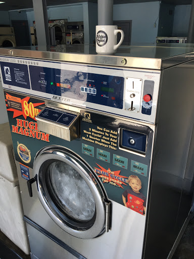 Laundromat «White Spot Coin Laundry», reviews and photos, 417 N. Reserve, Muncie, IN 47303, USA