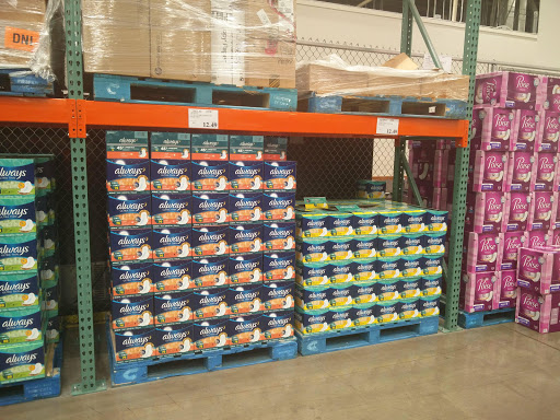 Warehouse store «Costco Wholesale», reviews and photos, 19001 N 27th Ave, Phoenix, AZ 85027, USA