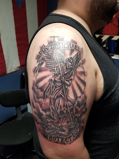 Tattoo Shop «Drop Dead Tattoo LLC», reviews and photos, 39065 Center Ridge Rd, North Ridgeville, OH 44039, USA