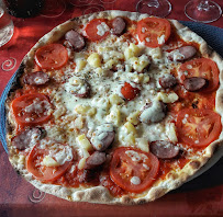 Pizza du Pizzeria Le Crépuscule à Huelgoat - n°8