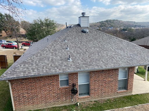 Roofing Contractor «Lon Smith Roofing & Construction», reviews and photos, 904 E Waggoman St, Fort Worth, TX 76110, USA