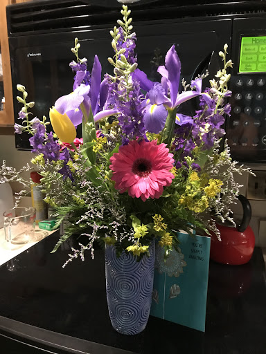 Florist «Flowers By Roger», reviews and photos, 1210 Manchester Ave, Middletown, OH 45042, USA