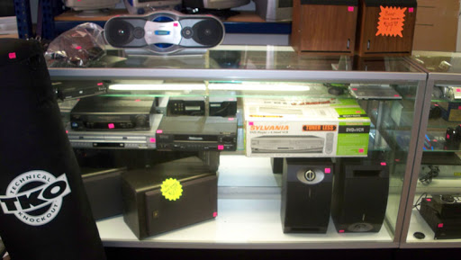 Pawn Shop «Pawn King», reviews and photos, 4521 Plank Rd, Fredericksburg, VA 22407, USA