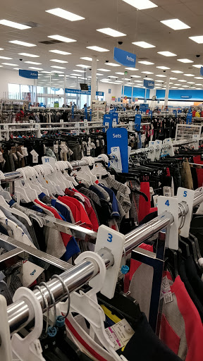 Clothing Store «Ross Dress for Less», reviews and photos, 20 N West End Blvd, Quakertown, PA 18951, USA