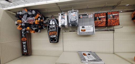 Discount Store «Big Lots», reviews and photos, 50700 Gratiot Ave, Chesterfield, MI 48051, USA