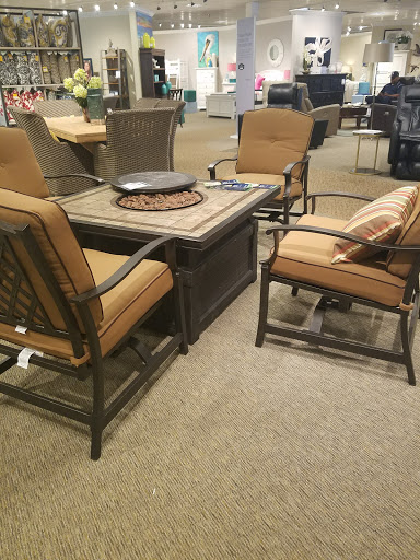 Furniture Store «Havertys Furniture», reviews and photos, 2600 W International Speedway Blvd, Daytona Beach, FL 32114, USA