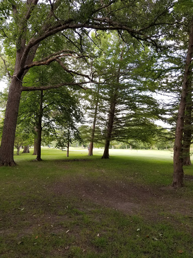 Golf Club «Indian Hill Club», reviews and photos, 1 N Indian Hill Rd, Winnetka, IL 60093, USA