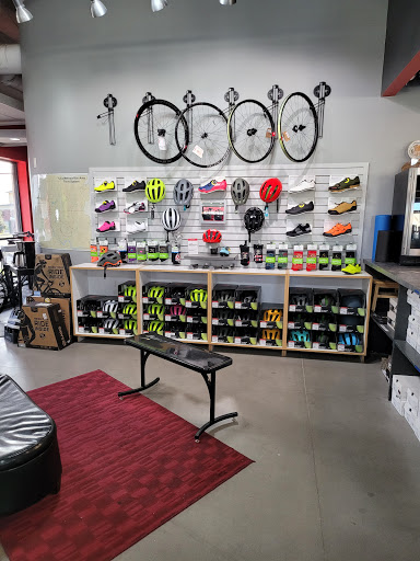 Bicycle Store «Phat Tire Bike Shop», reviews and photos, 9708 Riverside Pkwy Suite A, Tulsa, OK 74137, USA