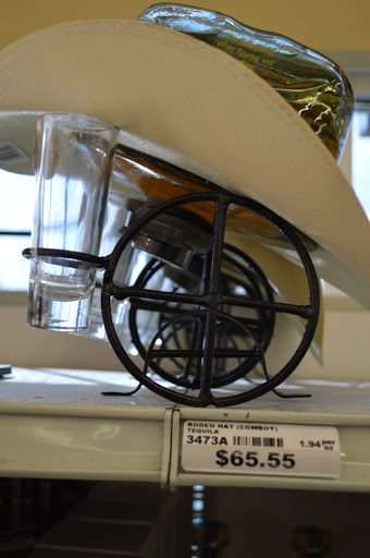 Liquor Store «Rose City Liquor Store», reviews and photos, 7253 NE Sandy Blvd, Portland, OR 97213, USA