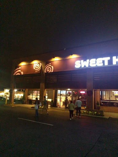 Beauty Salon «At Hair Salon», reviews and photos, 2180 Pleasant Hill Rd, Duluth, GA 30096, USA