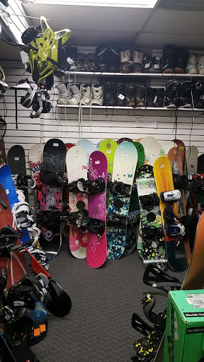 Sporting Goods Store «Play It Again Sports», reviews and photos, 11317 MN-7, Minnetonka, MN 55305, USA