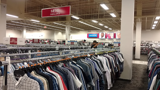 Clothing Store «Burlington Coat Factory», reviews and photos, 30 W Rand Rd, Arlington Heights, IL 60004, USA