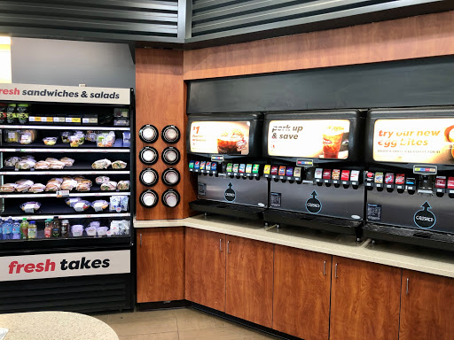 Convenience Store «Kum & Go», reviews and photos, 3603 NE Otter View Cir, Ankeny, IA 50021, USA