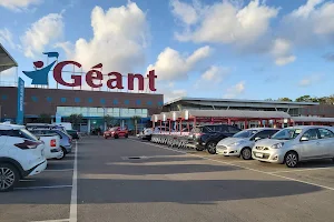 Géant Hypermarket image