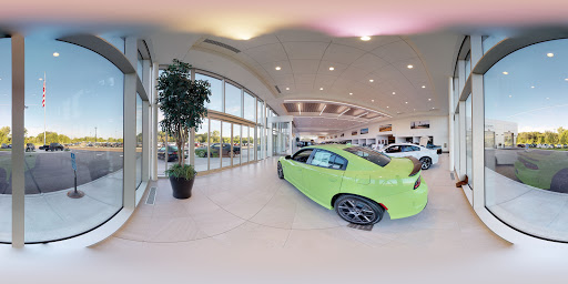 Car Dealer «Coon Rapids Chrysler Dodge Jeep Ram», reviews and photos