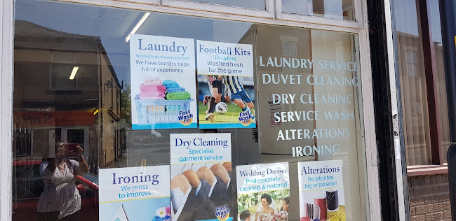 Reviews of Fast Wash Laundrette in Manchester - Laundry service