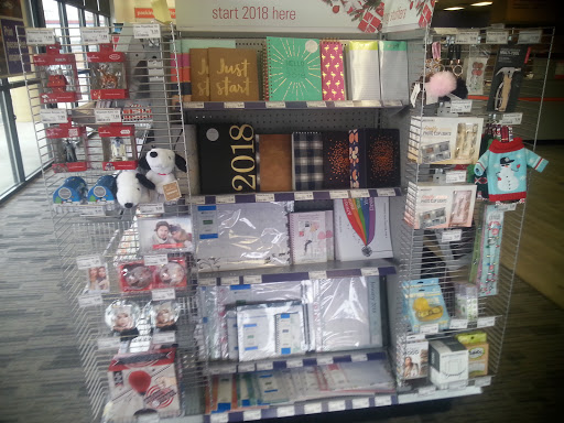 Print Shop «FedEx Office Print & Ship Center», reviews and photos, 933 N Main St, Layton, UT 84041, USA