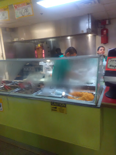 Grocery Store «La Rosita Grocery Store», reviews and photos, 500 North Ave, Glendale Heights, IL 60139, USA