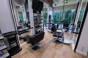 GREEN PARK SALON image