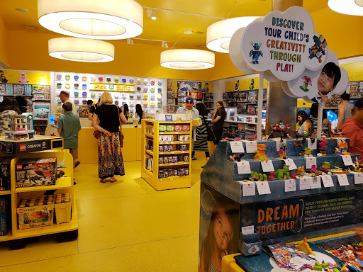 Toy Store «The LEGO Store», reviews and photos, 119 Bellevue Way NE, Bellevue, WA 98004, USA