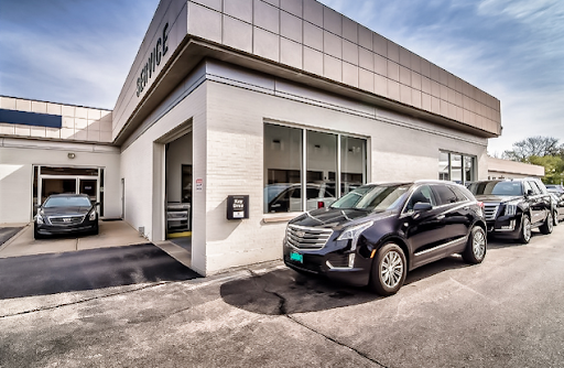 Cadillac Dealer «Motor Werks Cadillac of Barrington», reviews and photos, 206 N Cook St, Barrington, IL 60010, USA