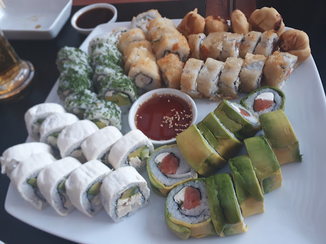 Opiniones de Sushi y Más en Las Condes - Restaurante