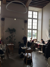 Atmosphère du Restaurant MONUMENT CAFE FONTAINEBLEAU- Les petites bouches de l'Empereur - n°7