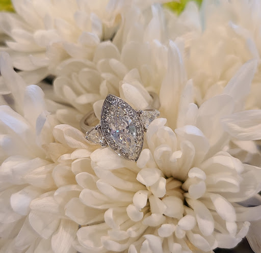 Jeweler «Victoria Jewelers», reviews and photos, 4844 New Broad St, Orlando, FL 32814, USA