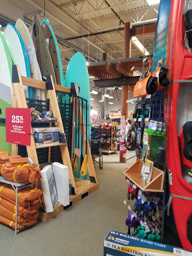 Camping Store «REI», reviews and photos, 11581 Fountains Dr, Maple Grove, MN 55369, USA