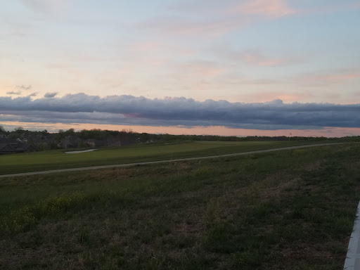 Golf Course «Creekmoor Golf Course», reviews and photos, 1112 East 163rd Street,, Raymore, MO 64083, USA