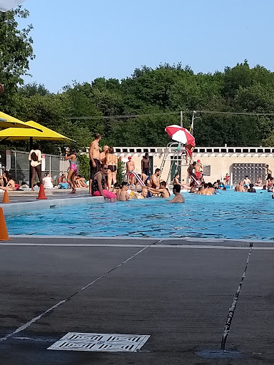 Parc Marcelin-Wilson swimming pool