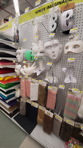 Fabric Store «Jo-Ann Fabrics and Crafts», reviews and photos, 16055 Whittier Blvd, Whittier, CA 90603, USA