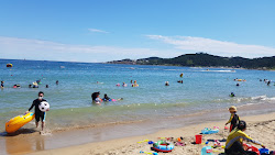 Fotografie cu Jinha Beach cu nivelul de curățenie înalt