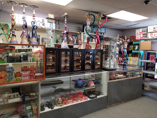 Tobacco Shop «Crown Smoke Shop», reviews and photos, 3210 Preston Hwy, Louisville, KY 40213, USA