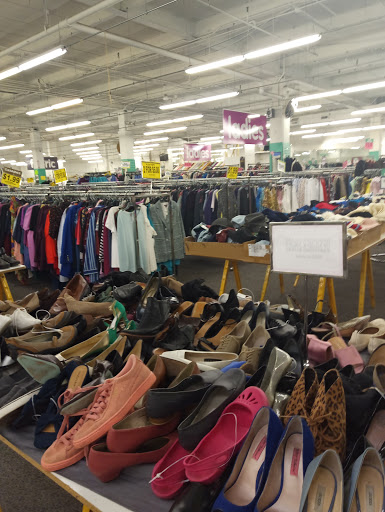 Clothing Store «Jomar», reviews and photos, 2590 Grant Ave, Philadelphia, PA 19152, USA