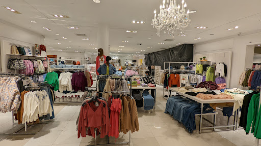 Shopping Mall «Towne East Square», reviews and photos, 7700 E Kellogg Dr, Wichita, KS 67207, USA